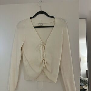Abercrombie and fitch white knit  sweater top